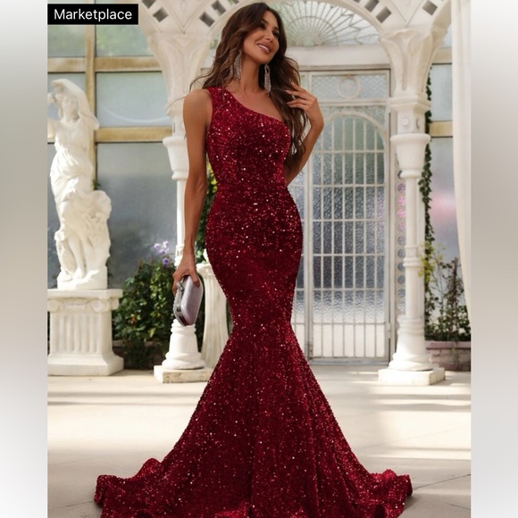 One shoulder mermaid hem sequin formal dress. - Picture 1 of 2